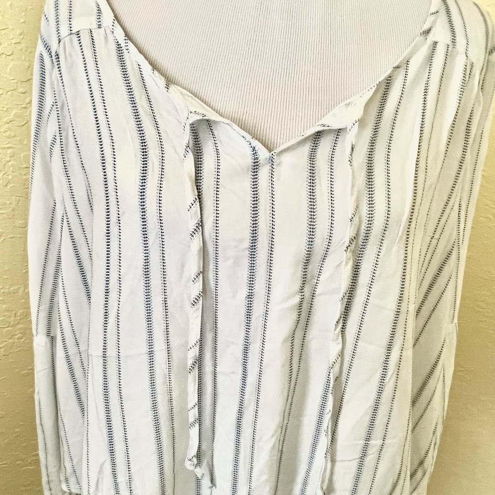 Women’s white and blue striped blouse by Arizona, Size Large